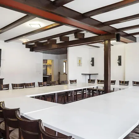 Villa Spacious Holiday In Near Ski Area *